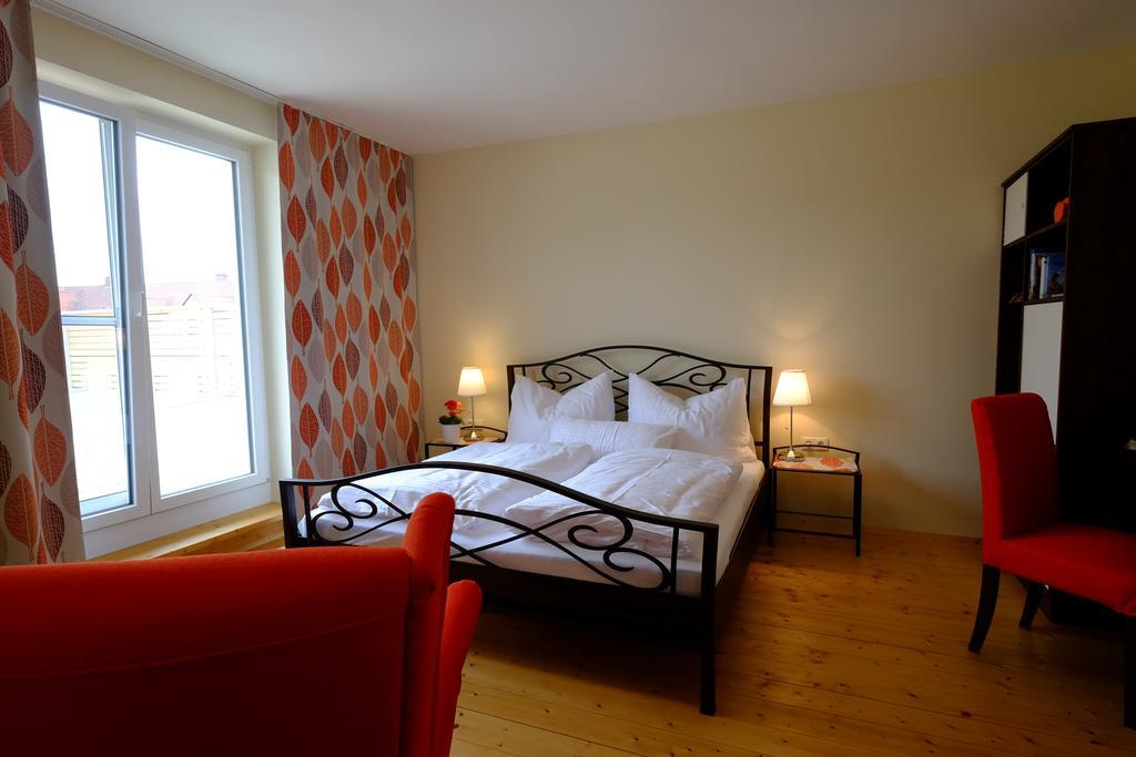 Nachtquartier Zur Dankbarkeit Apartment Podersdorf am See Bagian luar foto