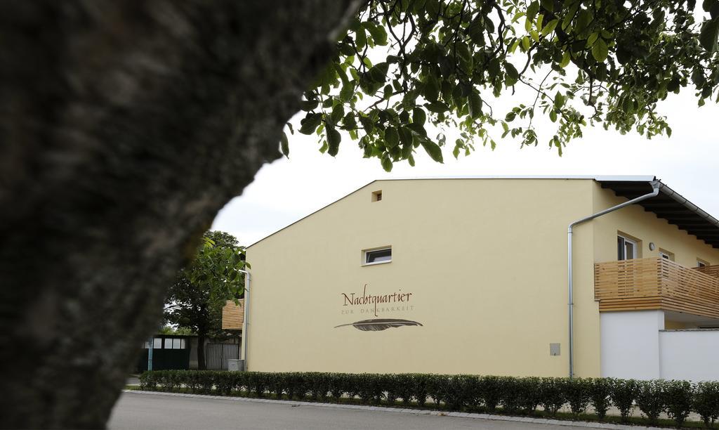 Nachtquartier Zur Dankbarkeit Apartment Podersdorf am See Bagian luar foto