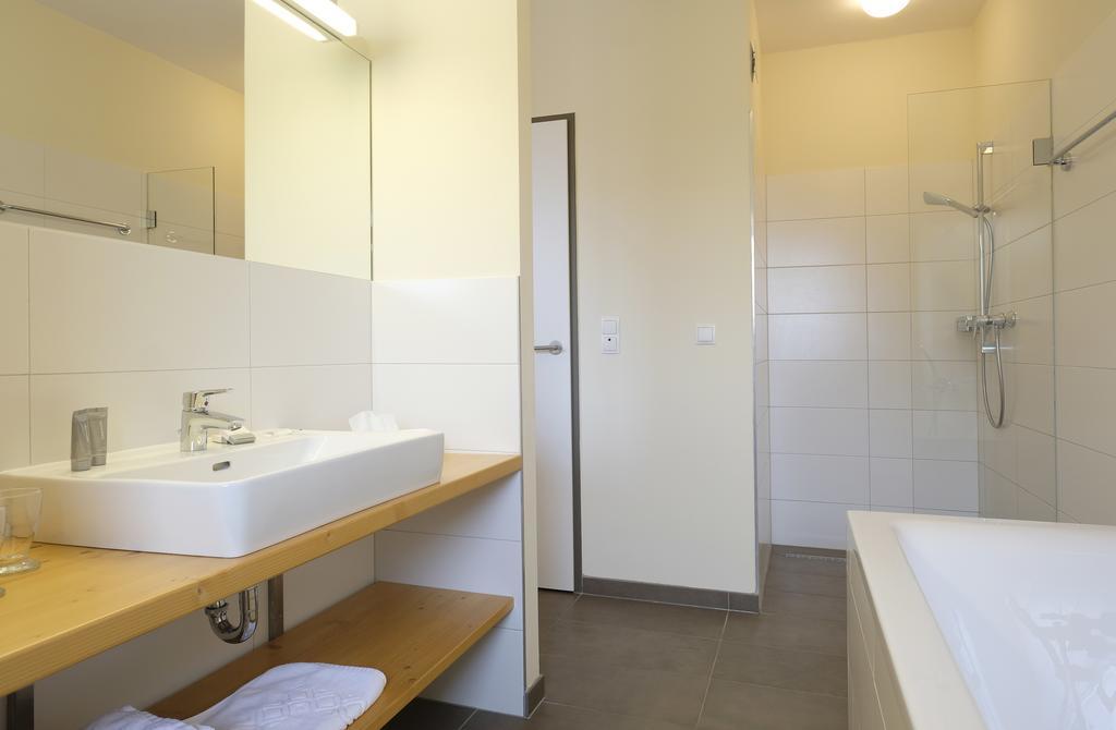 Nachtquartier Zur Dankbarkeit Apartment Podersdorf am See Bagian luar foto